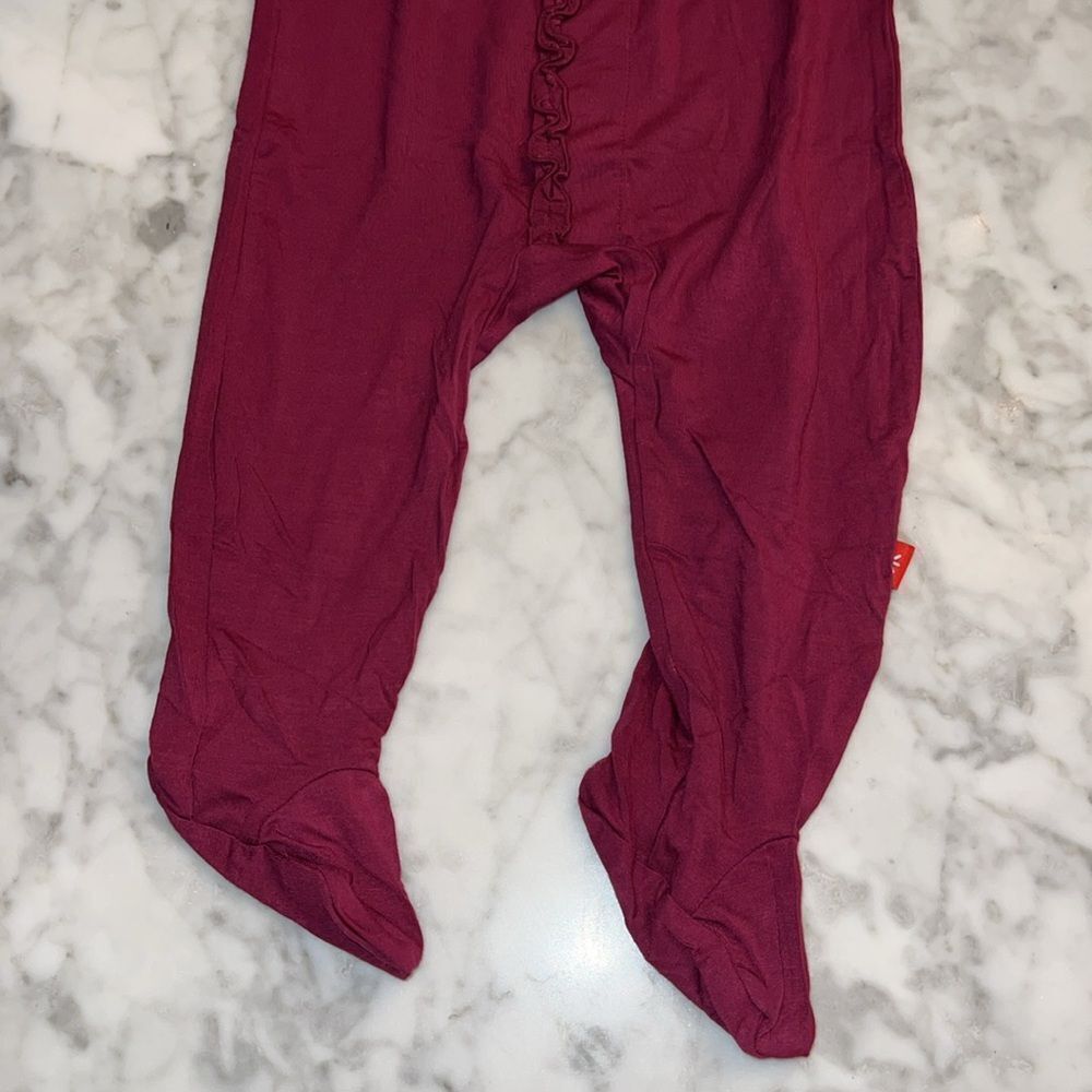 NWT MAGNETIC ME BEAUTIFUL BORDEAUX RUFFLE FOOTIE - Picture 3 of 8